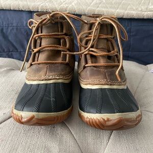 Sorel Brown and Black Ankle Boots